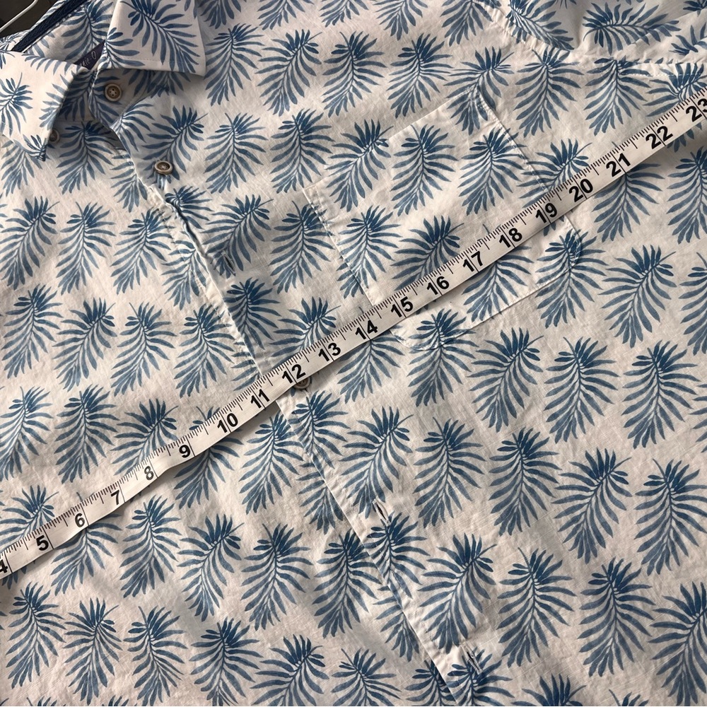 Johnnie-O Hangin Out Button Down - Picture 5 of 6